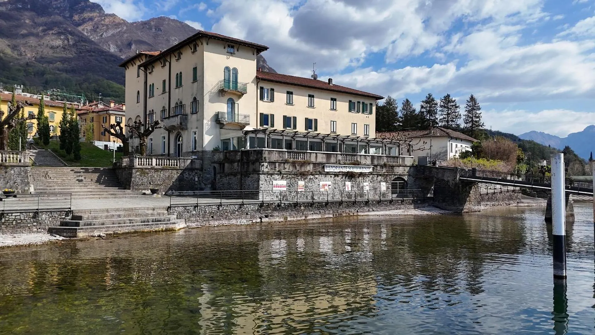 Casa Mael - Spacious Lakefront Flat Lierna