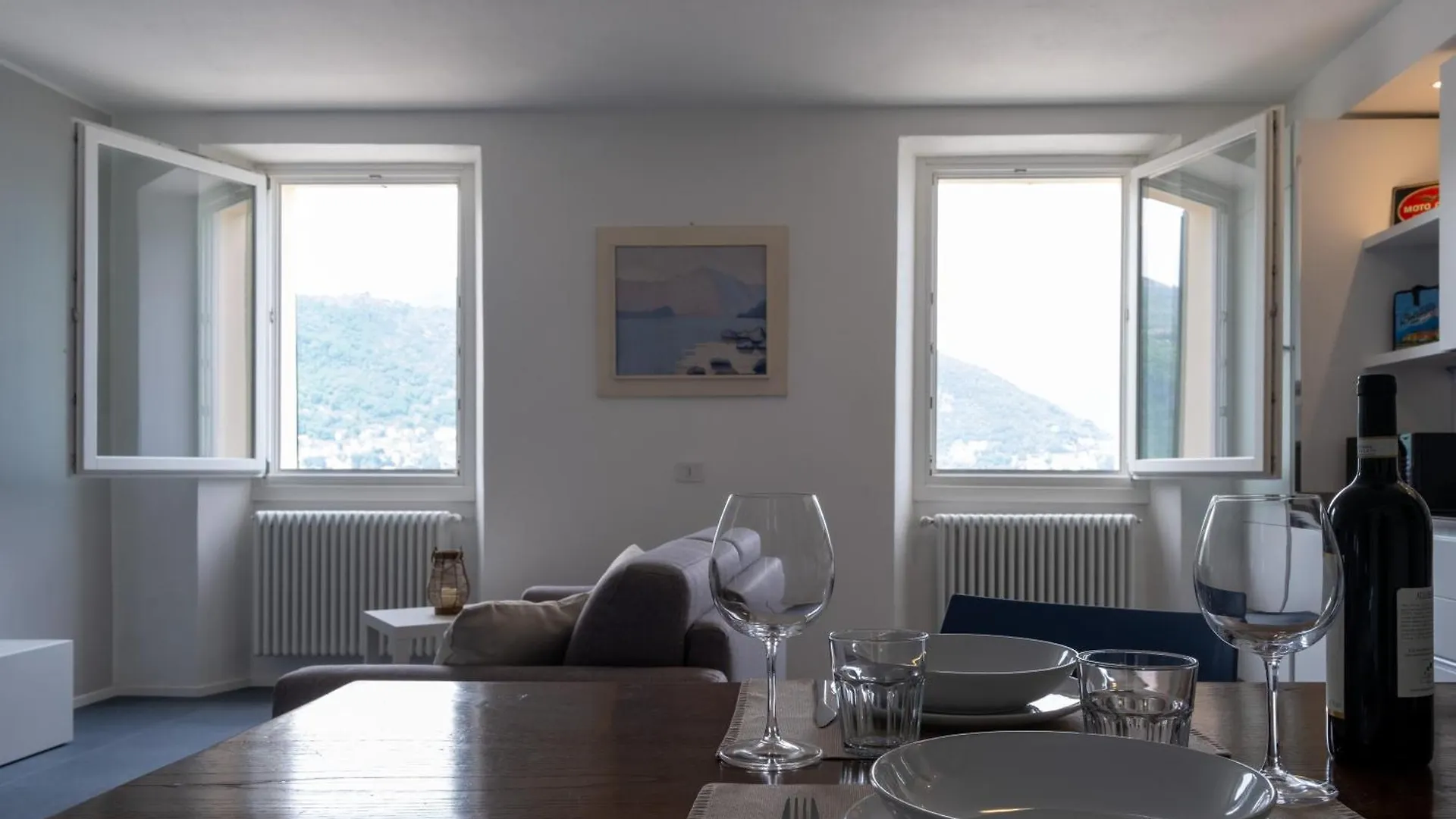 Casa Mael - Spacious Lakefront Flat Lierna 0*,